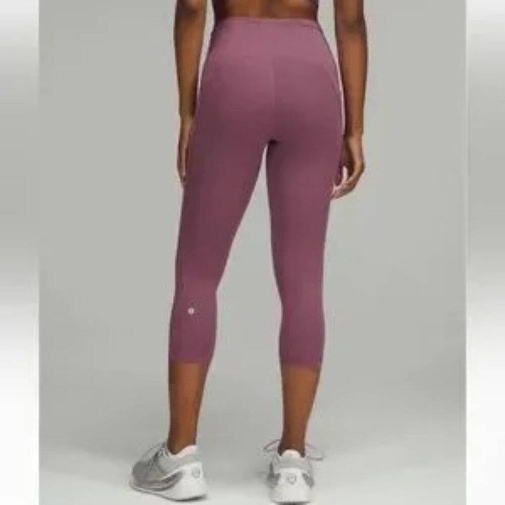 Lululemon Swift Speed High-Rise Crop 21” – Size 10 excellent condition
